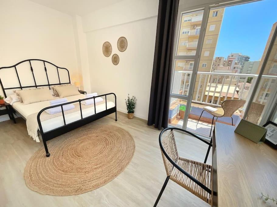 Ks Costa Capri - Kaleria Suites Almeria Bagian luar foto