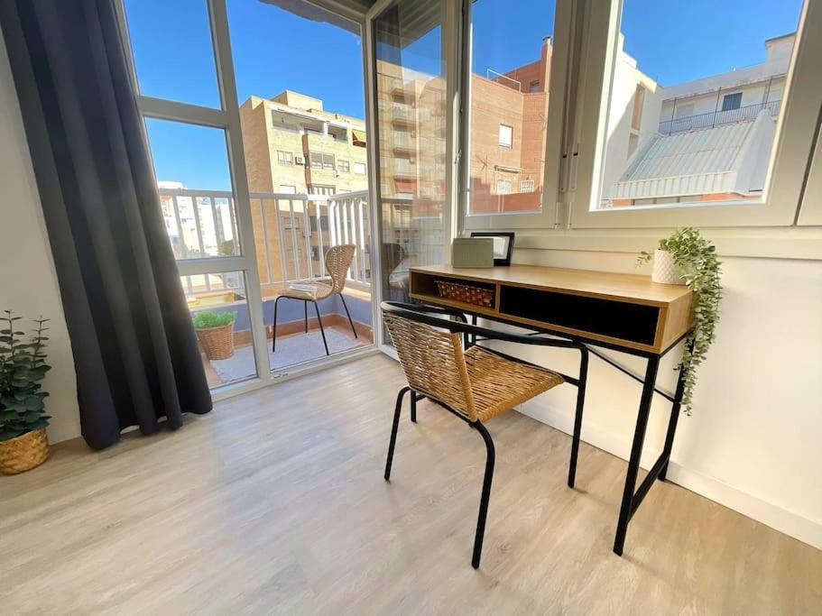 Ks Costa Capri - Kaleria Suites Almeria Bagian luar foto